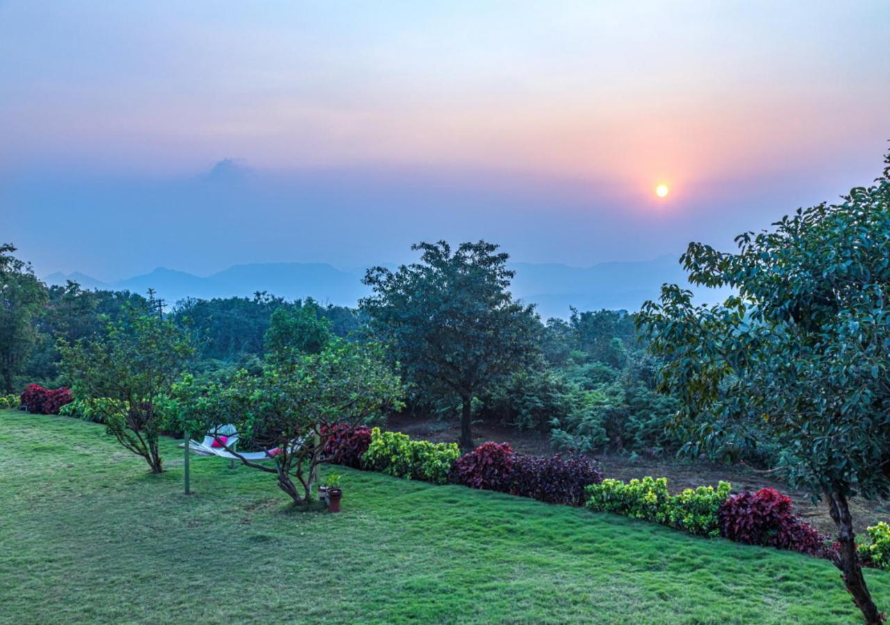 Saffronstays Aatman, Mahabaleshwar - Luxury Estate With Al-Fresco Dining Amidst Nature Exterior photo